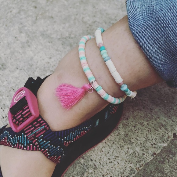 Fun colorful anklets - Picture 2 of 2